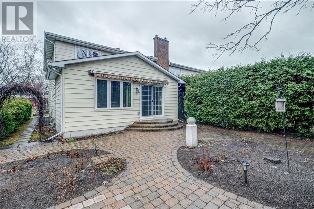 64 Woodburn Drive, Ottawa, ON, K1B 3A7 1188852 Di Salvo Real Estate