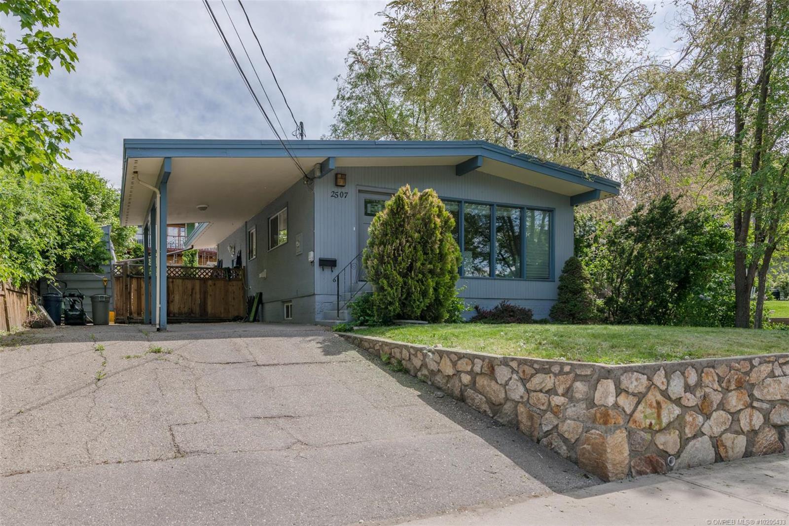 2507 26 Street, Vernon, BC, V1T 4T6 10205433 Anne Murphy