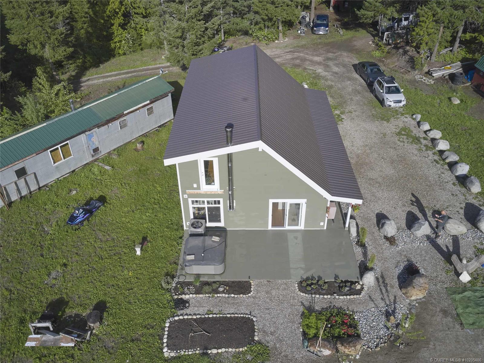 4975 Metcalfe Road, Falkland, BC, V0E 1W1 10205486 Dan Reinhardt
