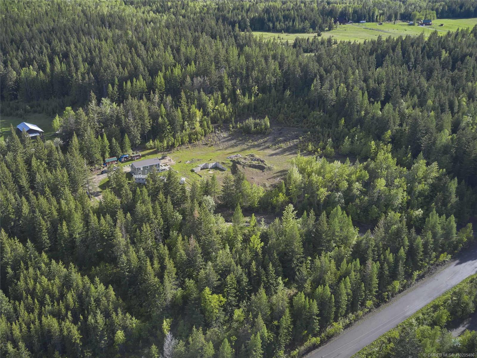 4975 Metcalfe Road, Falkland, BC, V0E 1W1 10205486 Dan Reinhardt