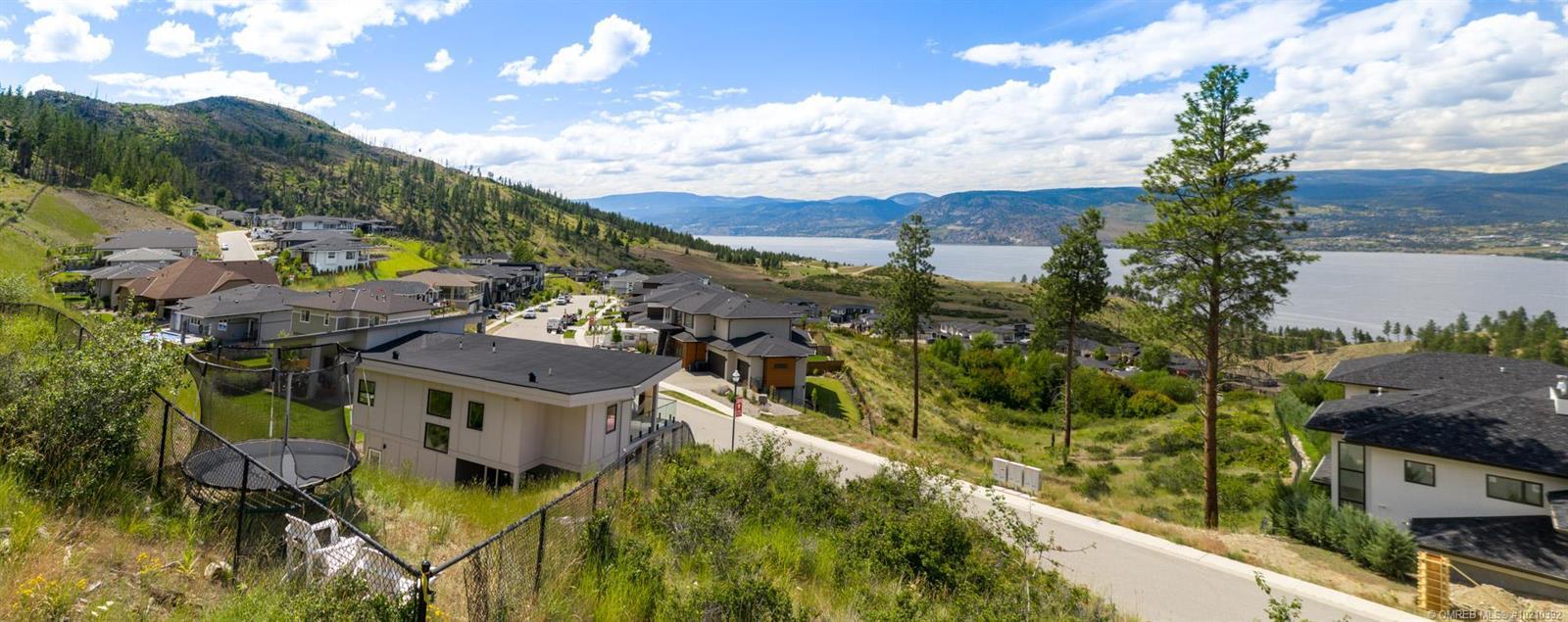 5621 Mountainside Drive, Kelowna, BC, V1W 5G5 10210392 Richard