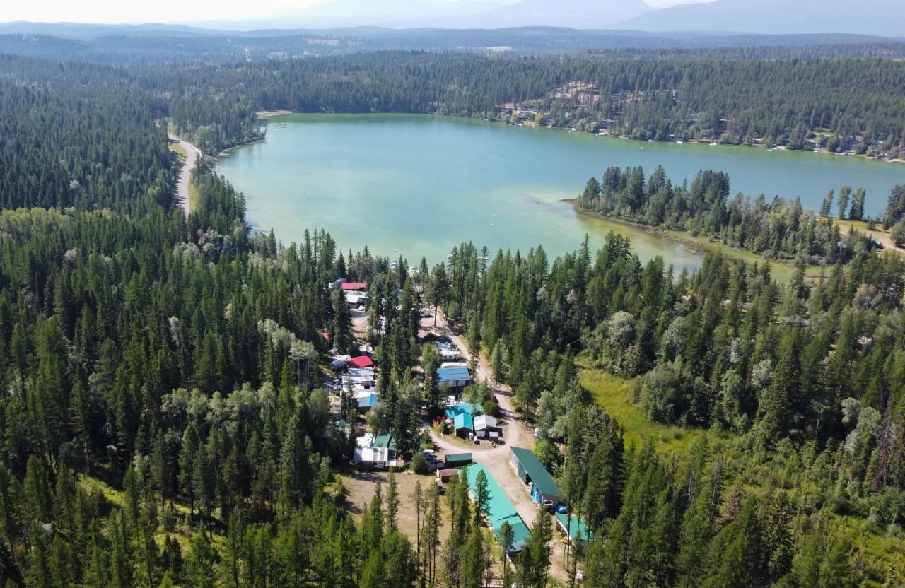 33 6374 Tie Lake Shore Road N, Jaffray, BC, V0B 1T0 2453578 RE/MAX