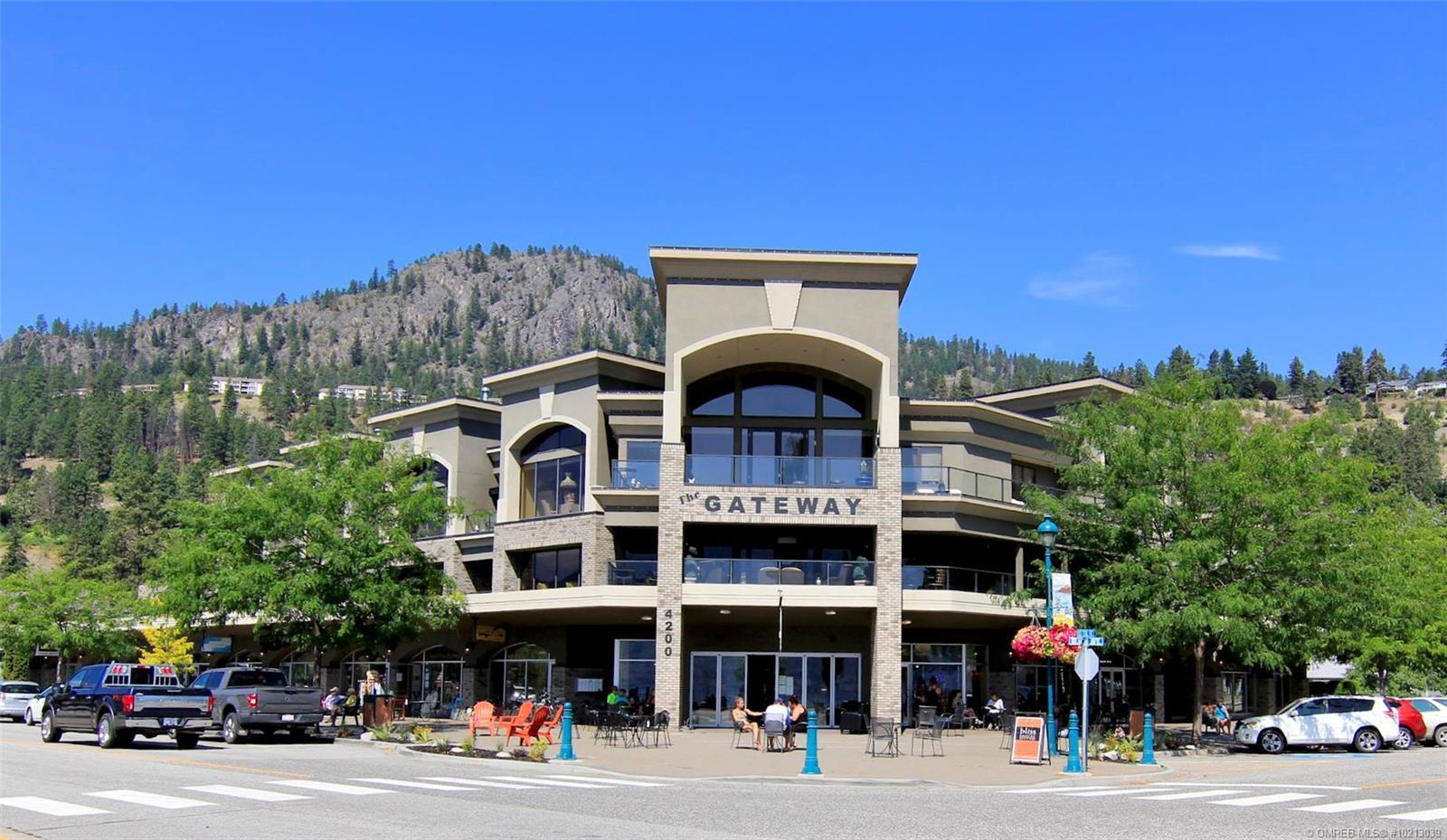 4200 Beach Avenue, Peachland, BC, V0H 1X6 10213039 Chris Cyca