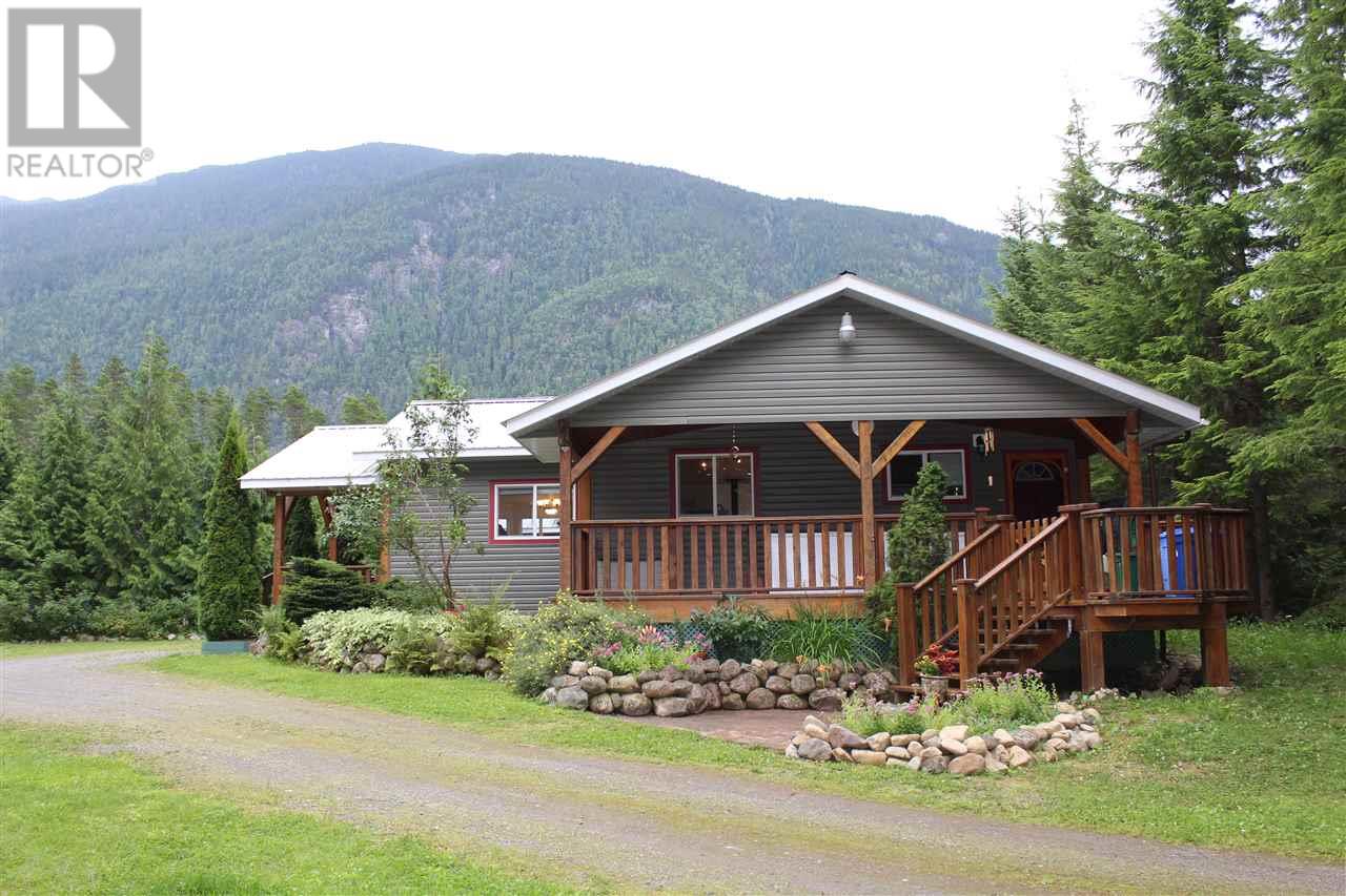220 Old Lakelse Lake Drive, Terrace, BC R2488502 Darren Beaulieu