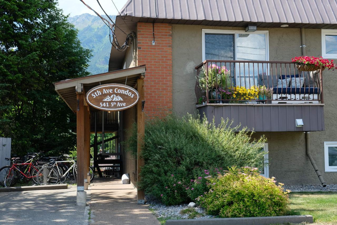 105 541 5th Avenue, Fernie, BC, V0B 1M0 2454367 RE/MAX Elk Valley