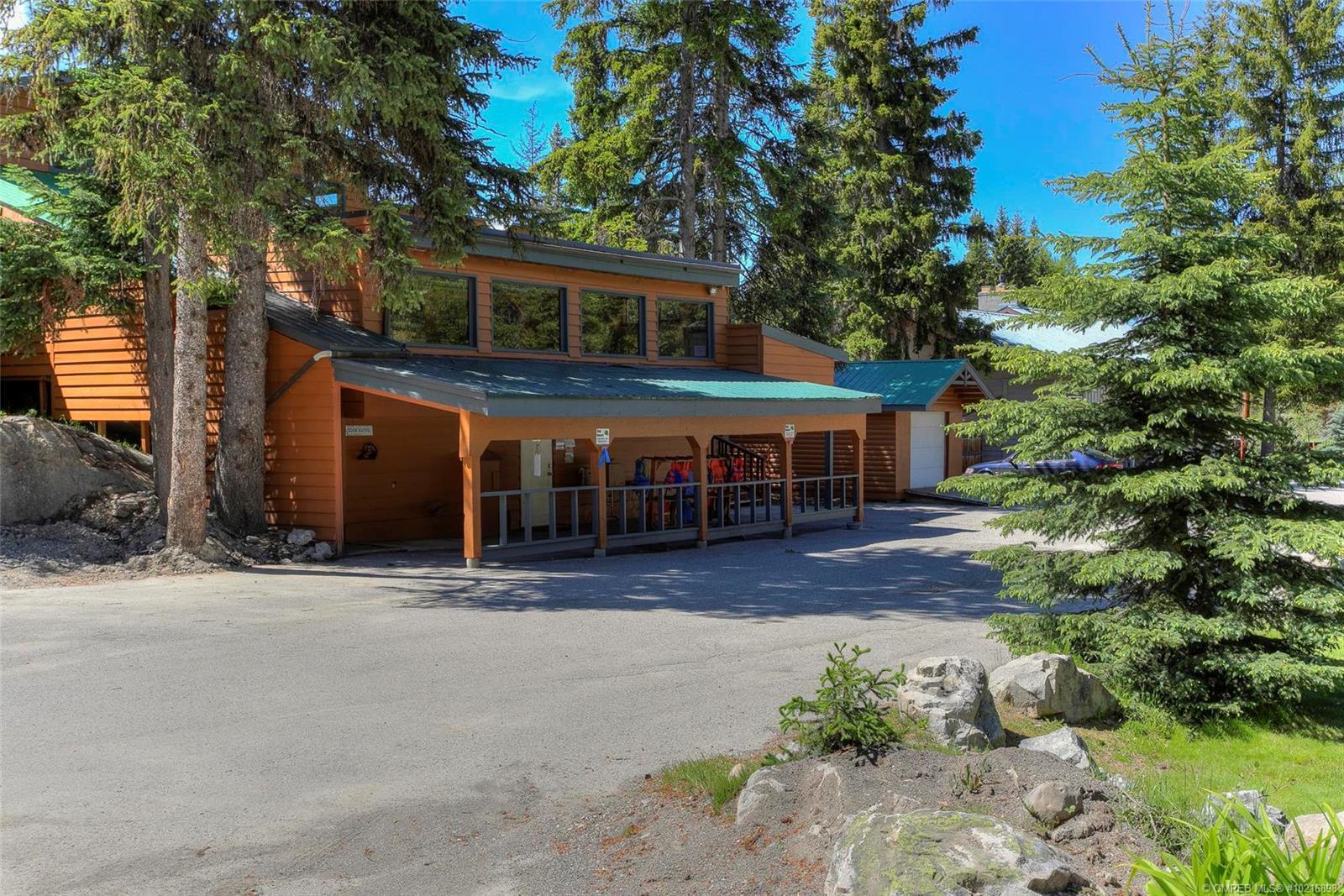 13 800 Idabel Lake Road, Kelowna, BC, V1P 1K4 10216898 The