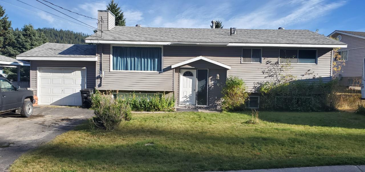 982 Galbraith Drive, Elkford, BC, V0B 1H0 2454794 RE/MAX Elk Valley