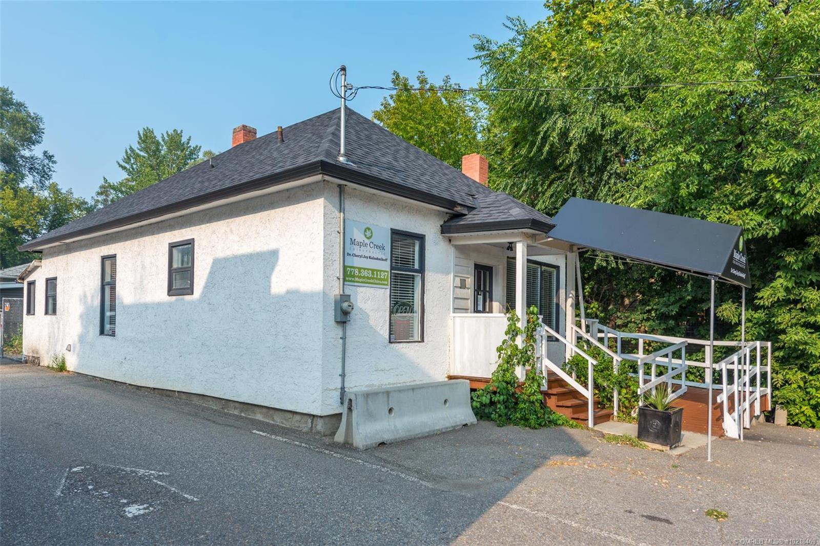 3413 32 Avenue, Vernon, BC, V1T 2M9 10218469 Anne Murphy