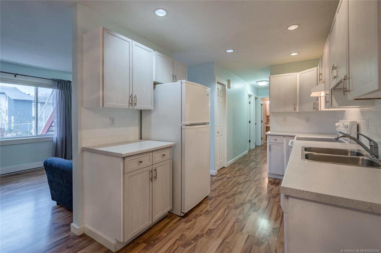 106 4202 Alexis Park Drive, Vernon, BC, V1T 6H3 10220138 Anne