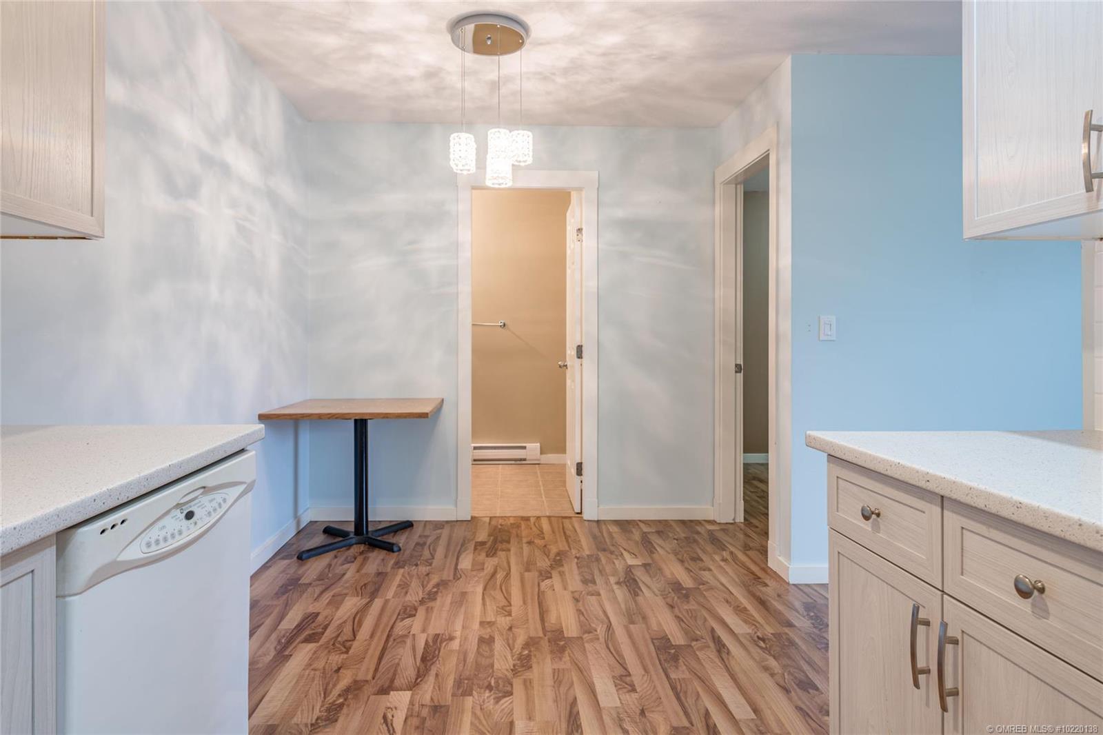 106 4202 Alexis Park Drive, Vernon, BC, V1T 6H3 10220138 Anne