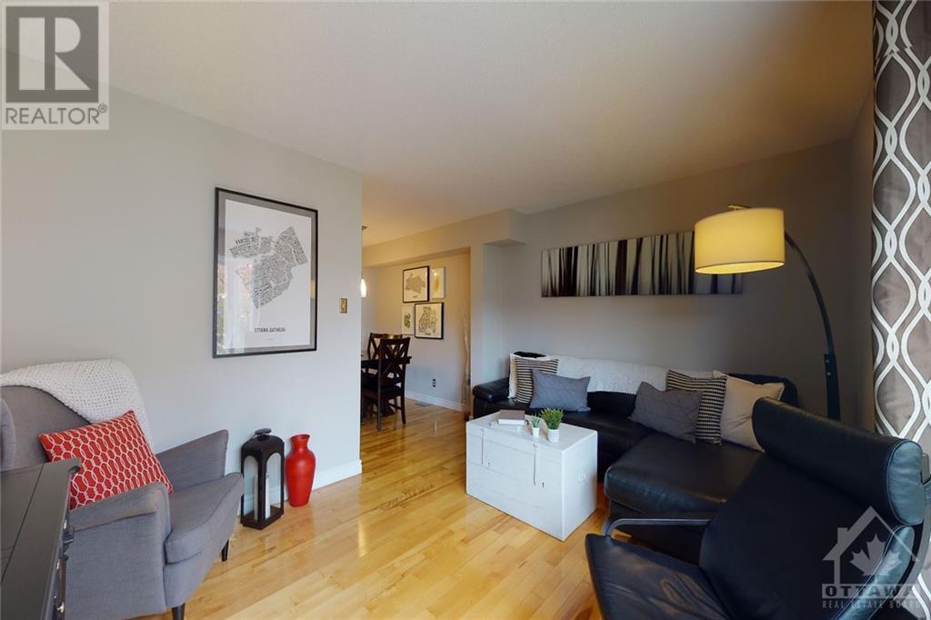 25 Bayswater Avenue Unit13, Ottawa, ON, K1Y 2E5 1220351 Sam Mezher