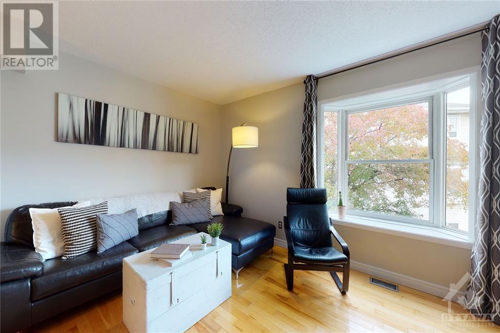 25 Bayswater Avenue Unit13, Ottawa, ON, K1Y 2E5 1220351 Sam Mezher