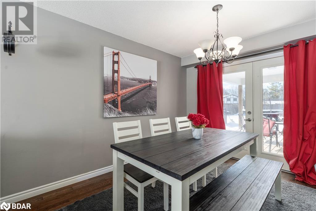 260 Dodson Road, Barrie, ON, L4N 7R5 40065213 Wendy Hill