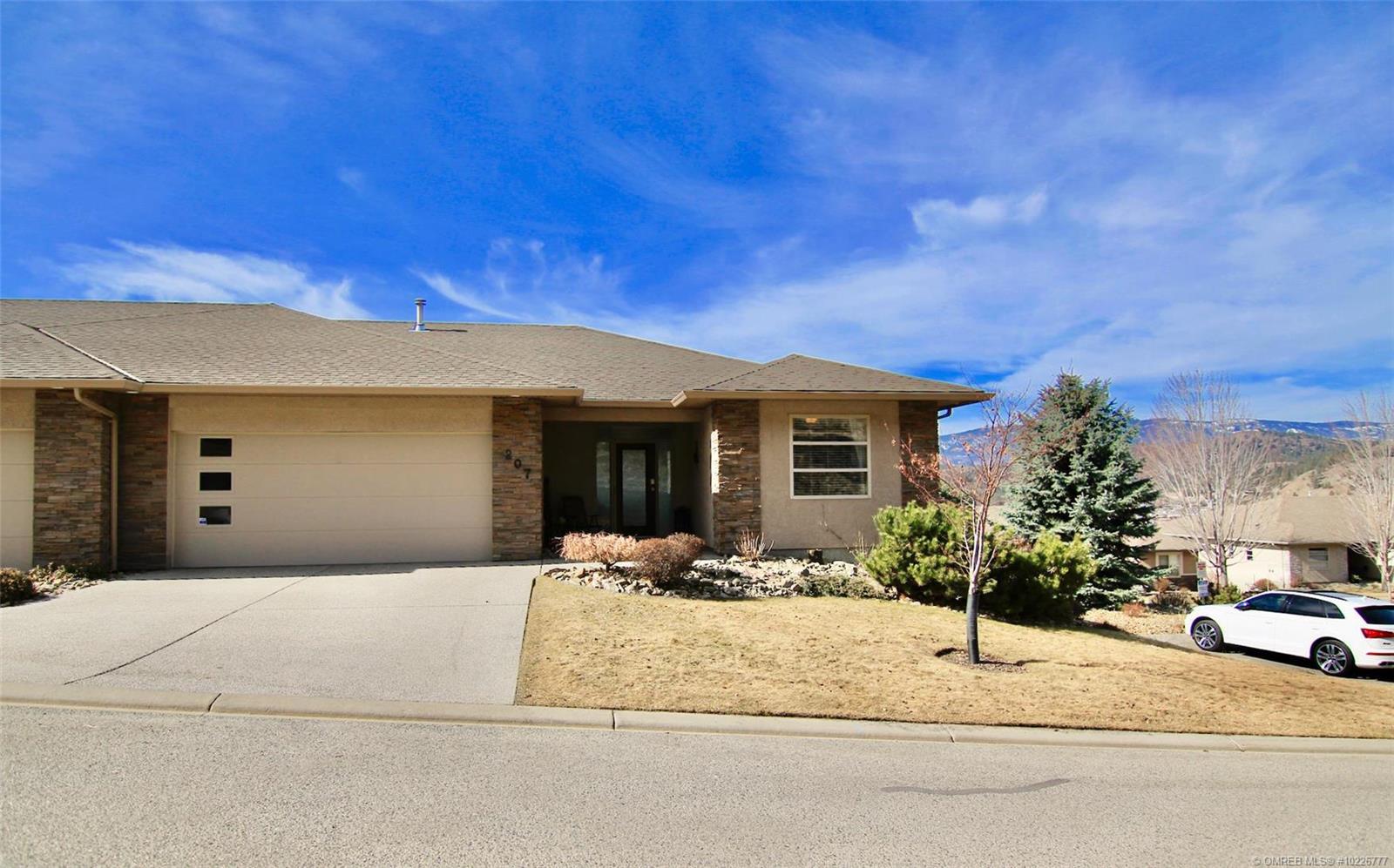 207 663 Denali Court, Kelowna, BC, V1V 2R2 10226777 Chris Cyca