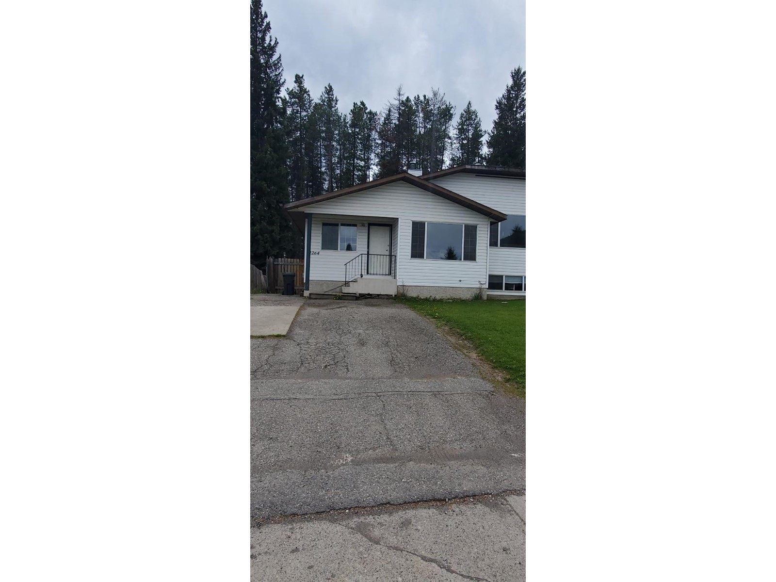 1264 Ponderosa Drive, Sparwood, BC, V0B 2G2 2457361 RE/MAX Elk Valley