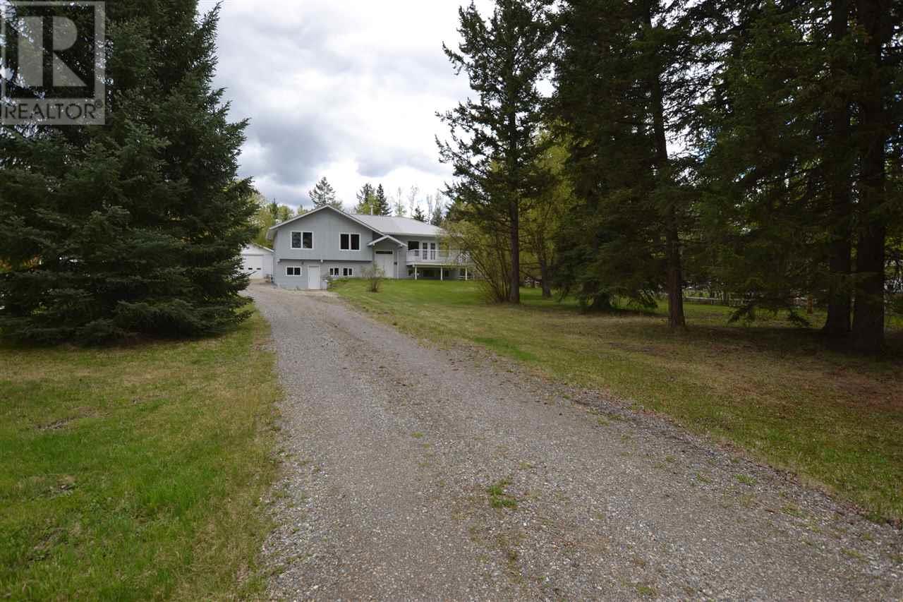 982 McGregor Road, 150 Mile House, BC, V0K 2G0 R2559084 Pauline Smith Williams Lake Real