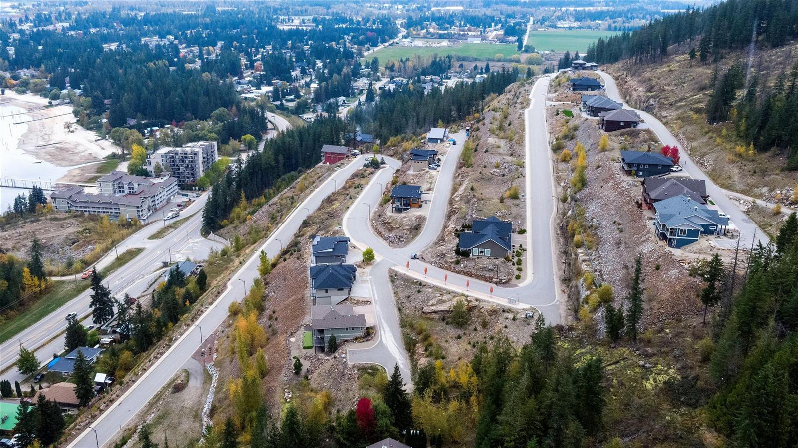 246 Stoneridge Drive, Sicamous, BC, V0E 2V1 10229343 Kellie Pittman