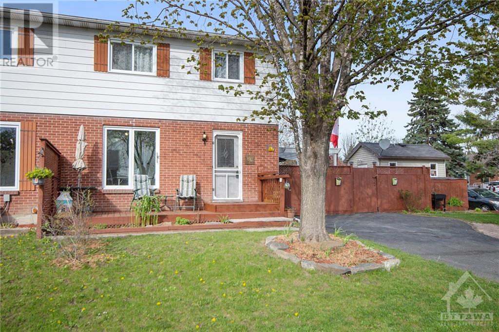 80 Morton Drive, Ottawa, ON, K2L 1X3 1240141 MacGowan Team Mike