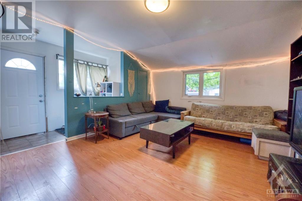 93 Queen Mary Street, Ottawa, ON, K1K 1X6 1247692 Di Salvo Real