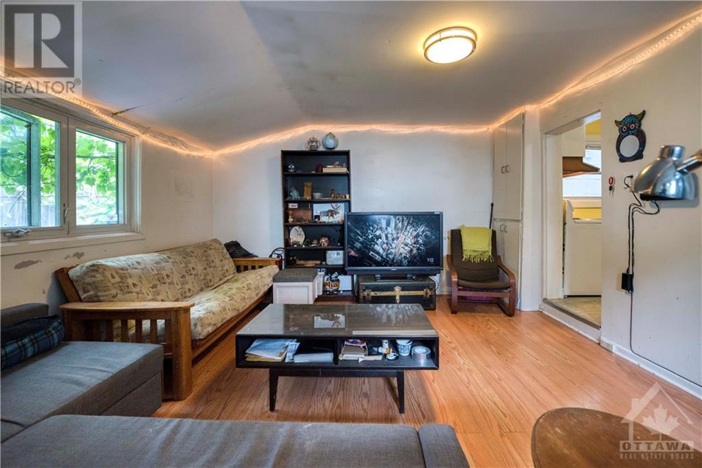 93 Queen Mary Street, Ottawa, ON, K1K 1X6 1247692 Di Salvo Real