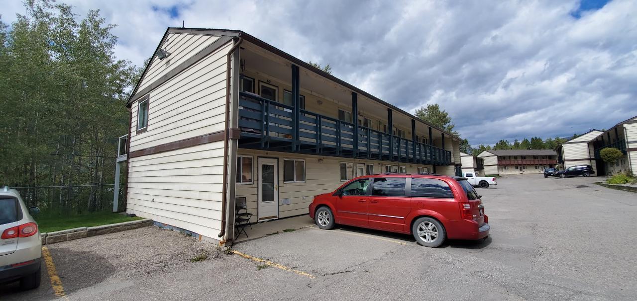 F101 100 Red Cedar Drive, Sparwood, BC, V0B 2G0 2460833 RE/MAX Elk