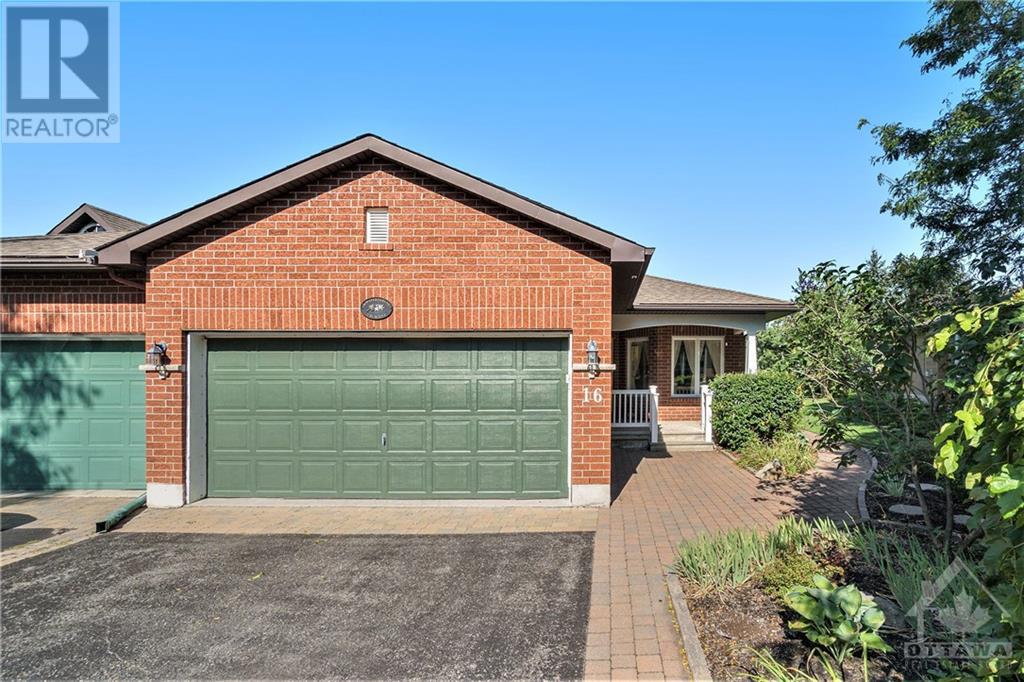 16 Waterthrush Crescent, Kanata, ON, K2M 2T9 1260878 MacGowan Team