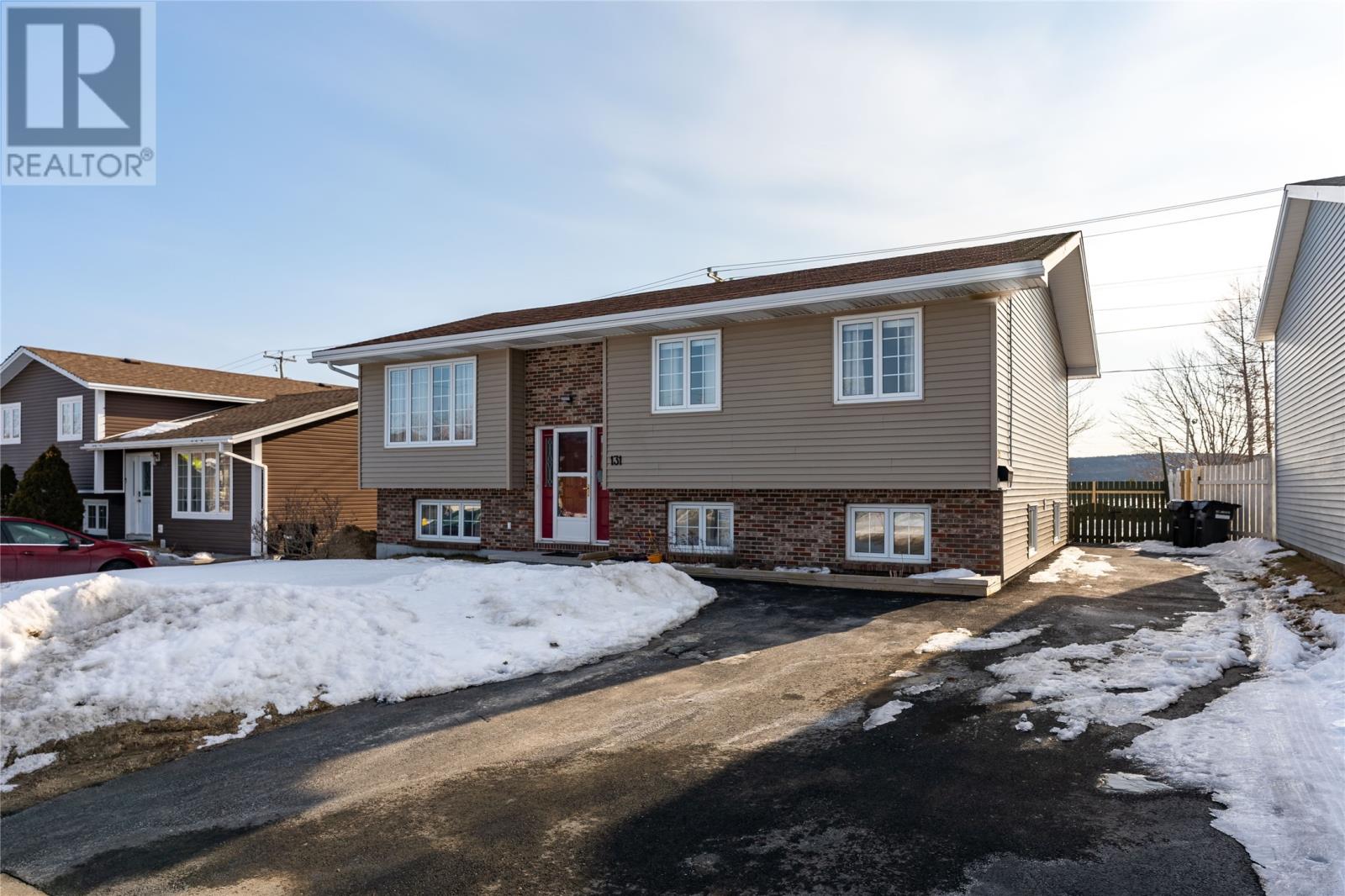 131 Frecker Drive, St. John’s, NL, A1E 4W1 1242021 Hitchen