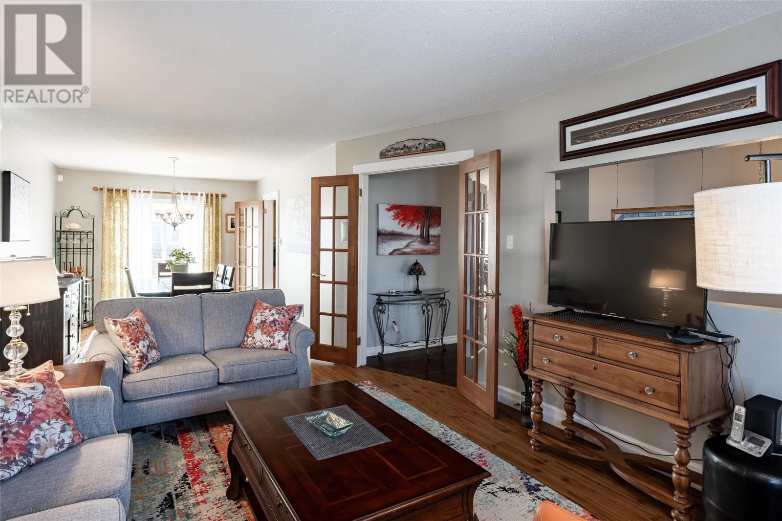 131 Frecker Drive, St. John’s, NL, A1E 4W1 1242021 Hitchen