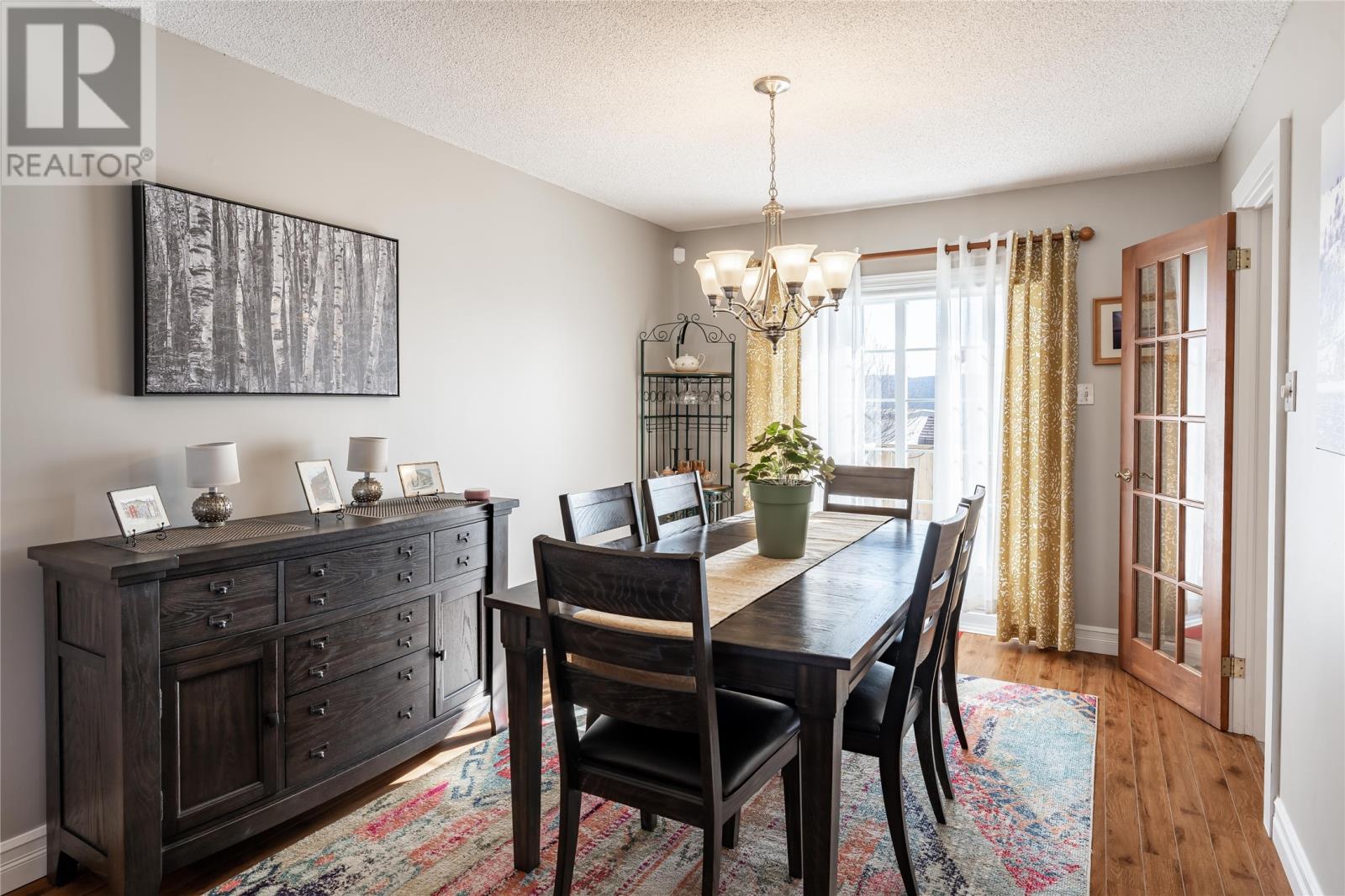 131 Frecker Drive, St. John’s, NL, A1E 4W1 1242021 Hitchen