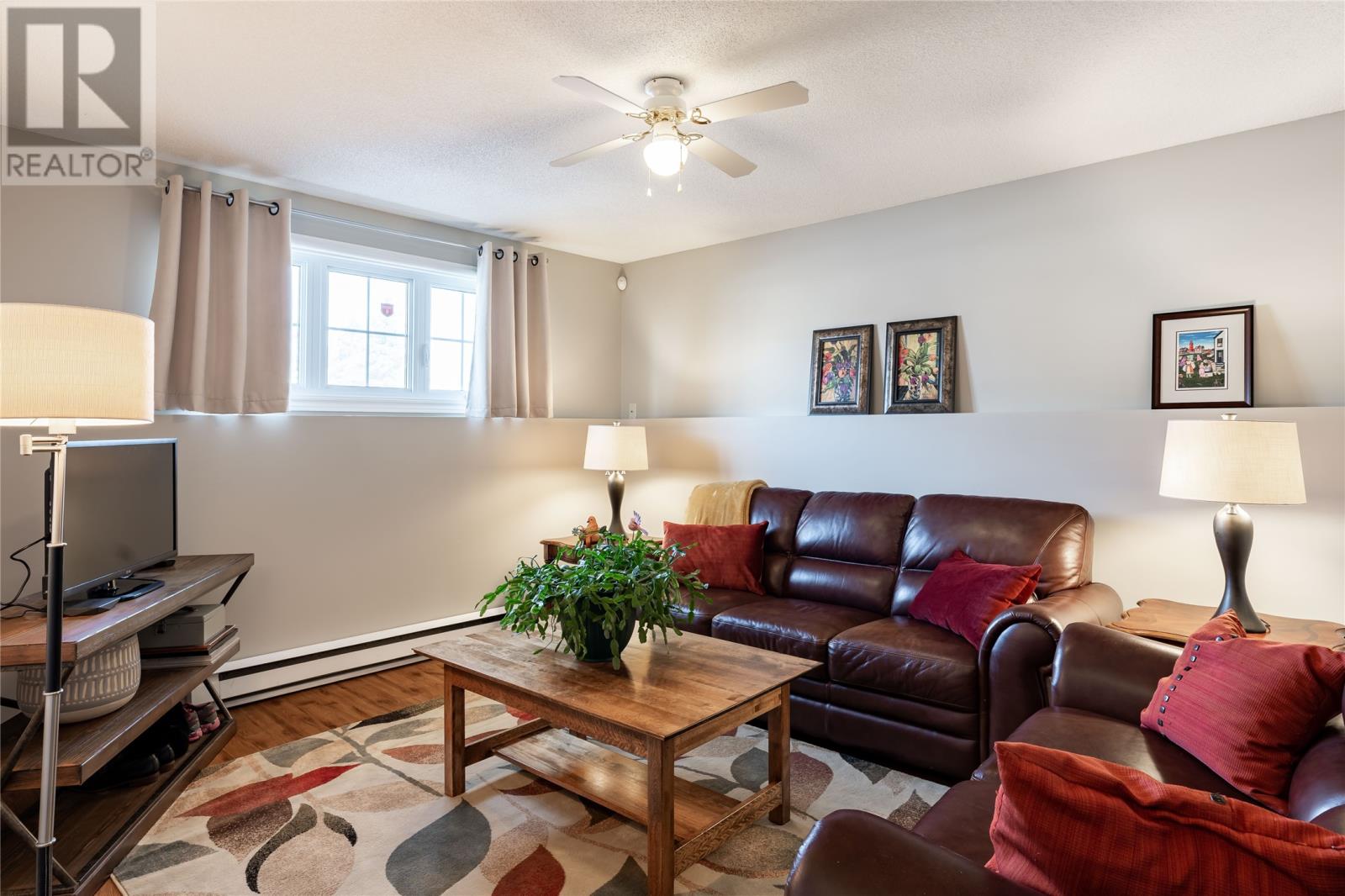 131 Frecker Drive, St. John’s, NL, A1E 4W1 1242021 Hitchen