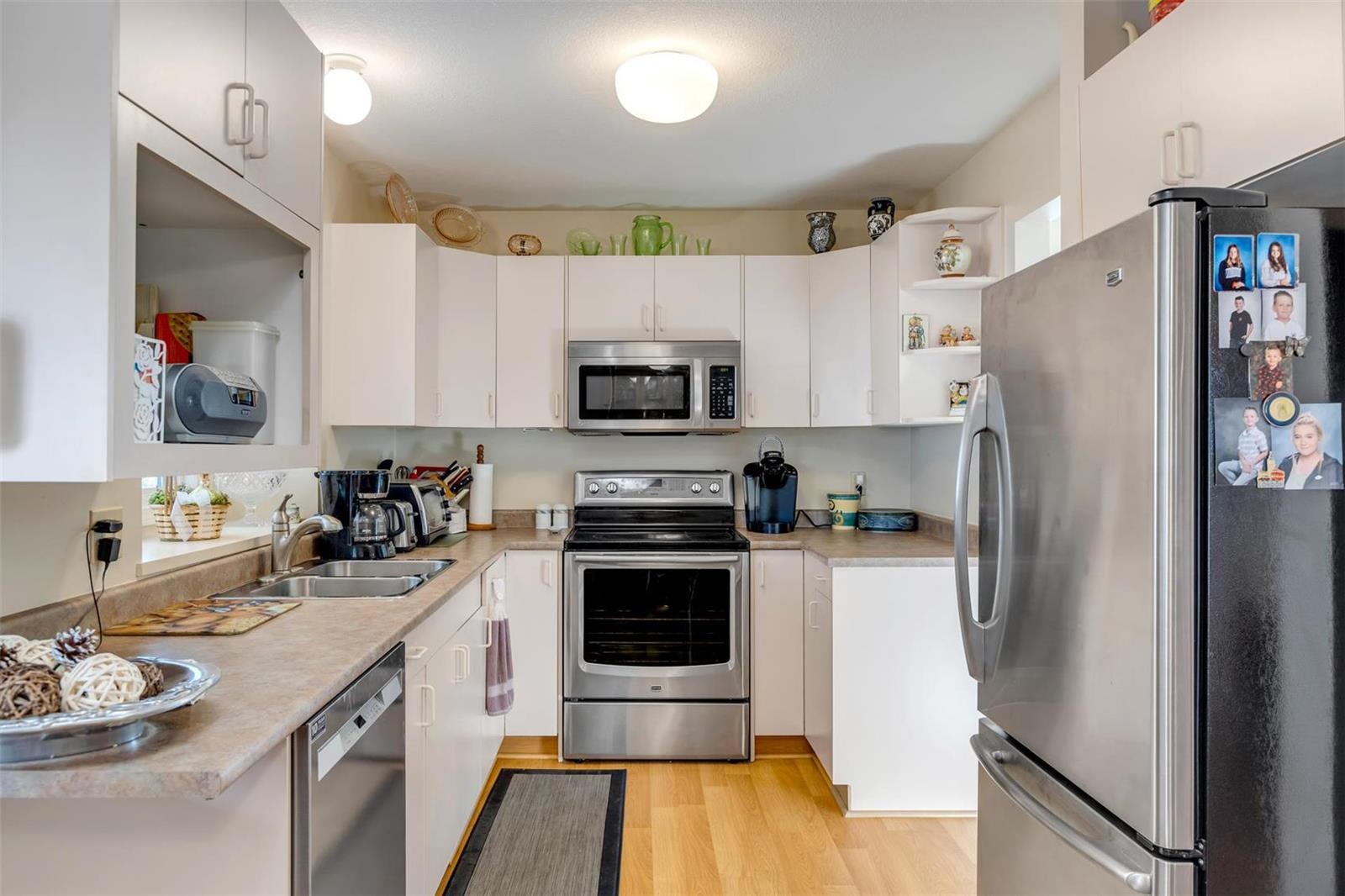 22 6400 Spencer Road, Kelowna, BC, V1X 7T6 10247168 Tamara Terlesky