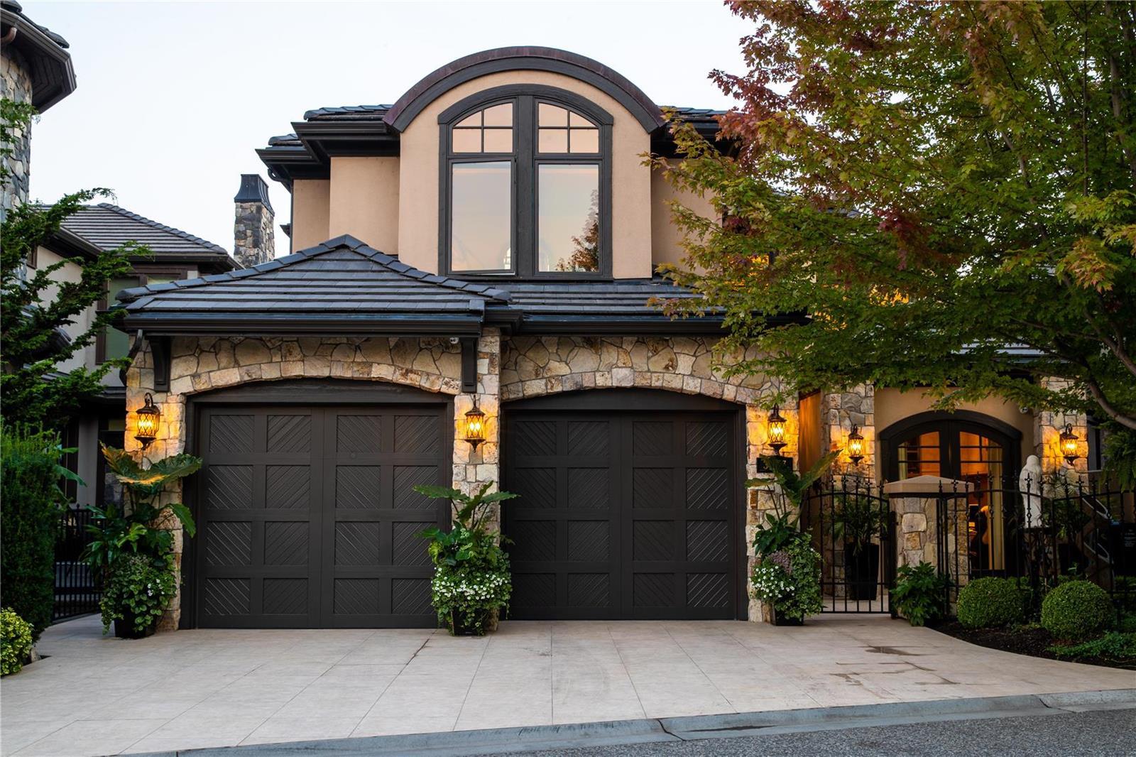 3677 Green Bay Landing, West Kelowna, BC, V4T 2T4 10247275 Richard