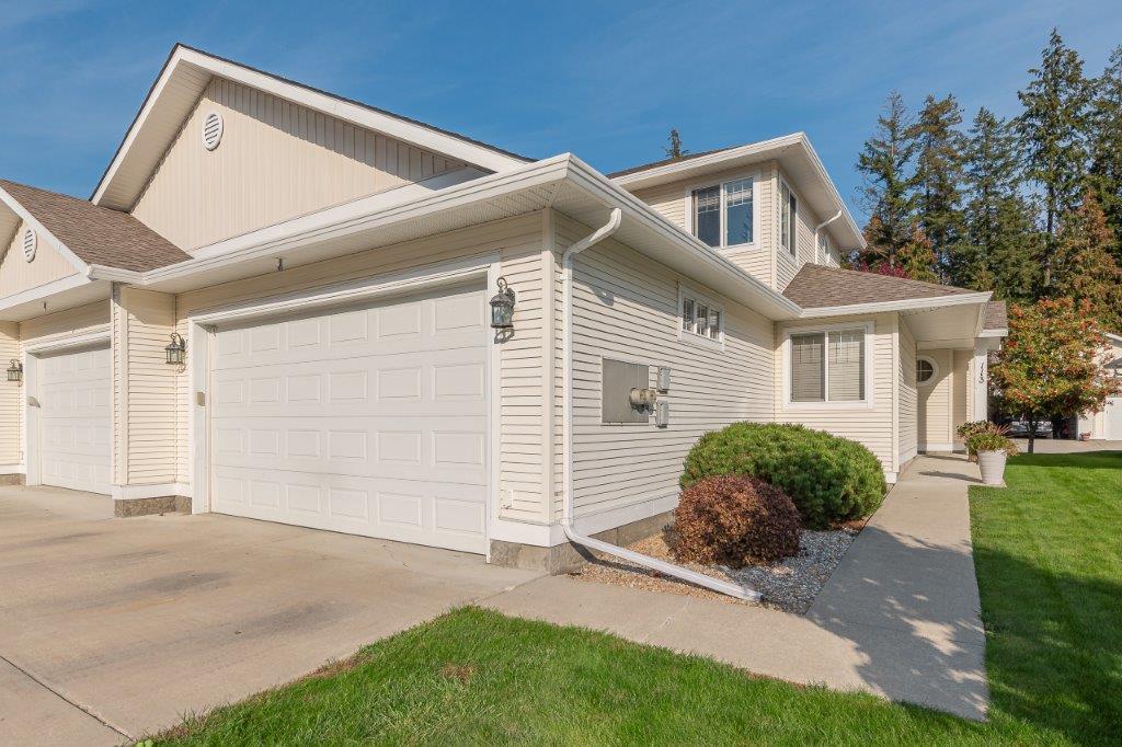 113, 222 Martin Street, Sicamous, BC, V0E 2V1 10263517 Kellie Pittman