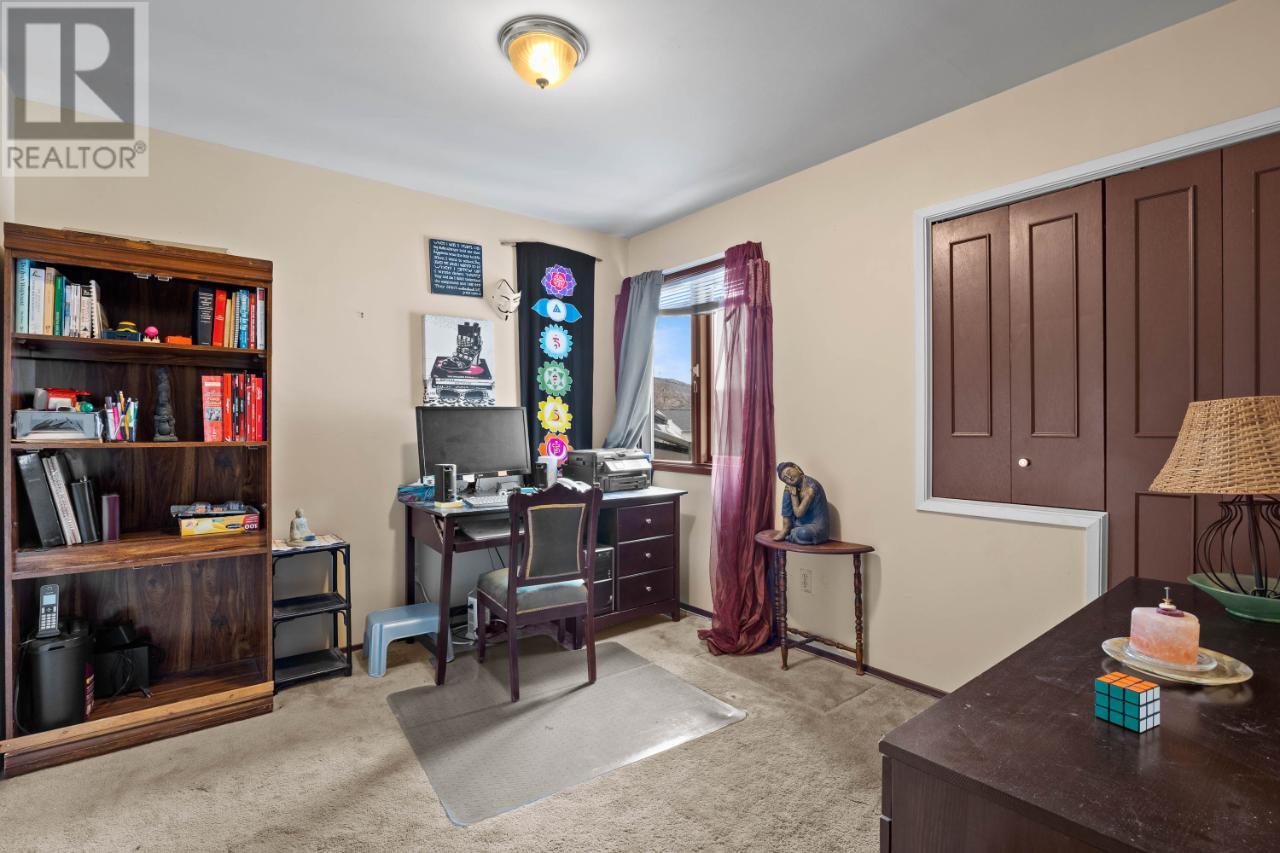 409 Alexander Ave, Kamloops, BC, V2B 3R5 171750 Amanda Mitchell