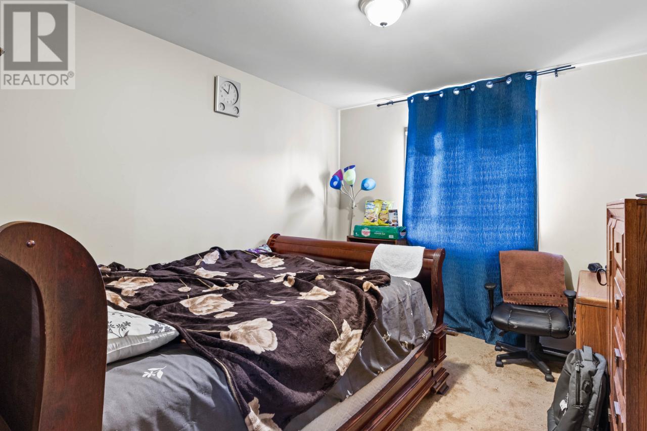 409 Alexander Ave, Kamloops, BC, V2B 3R5 171750 Amanda Mitchell