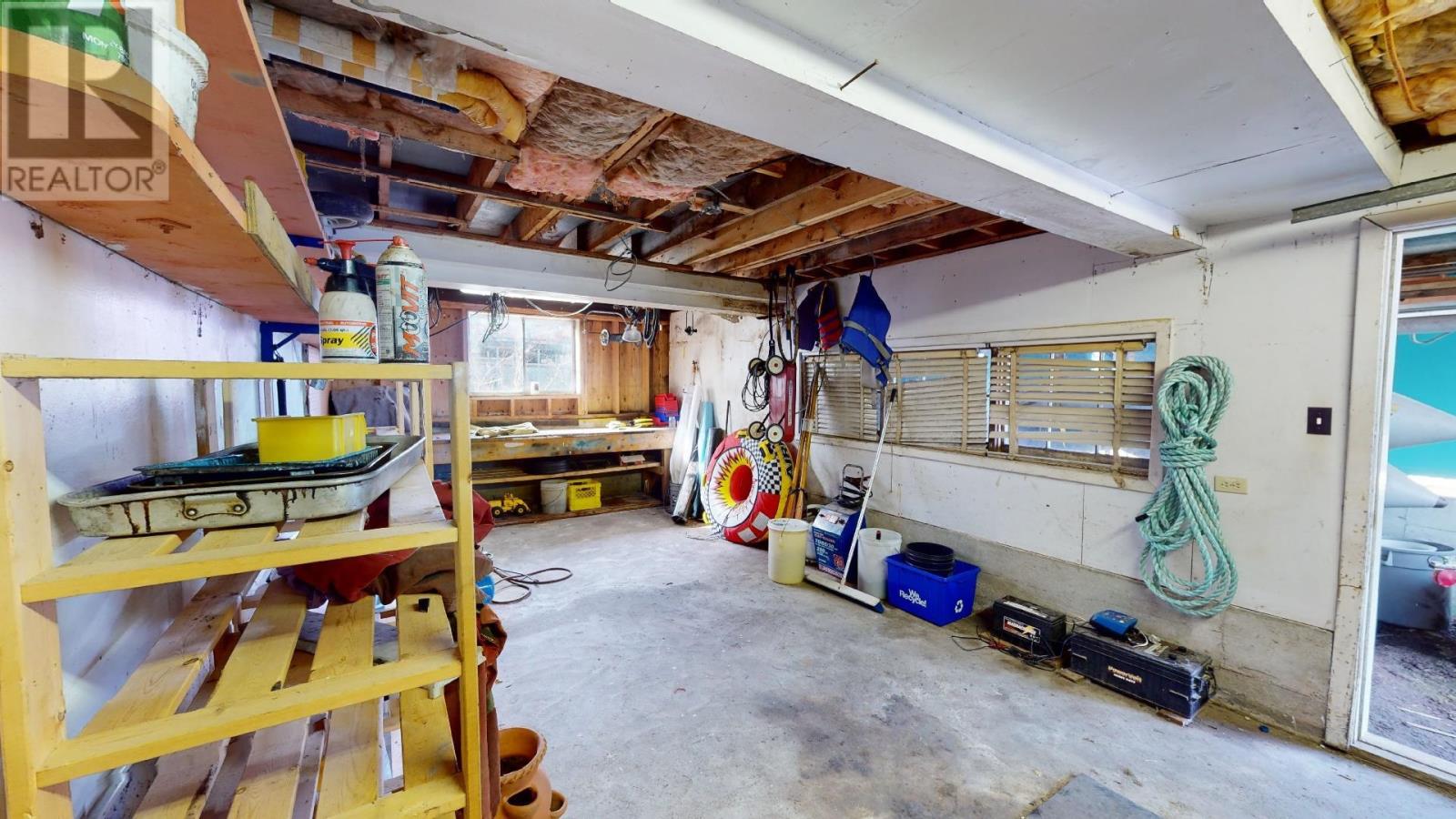 865 11th Avenue, Prince Rupert, BC, V8J 2W7 R2763284 Thai Pham