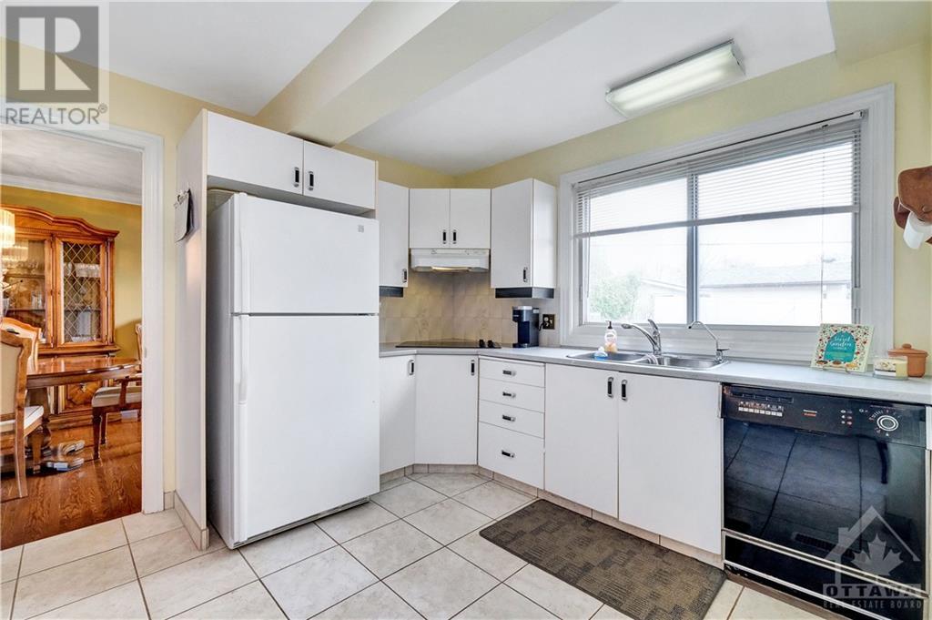 1903 Featherston Drive, Ottawa, ON, K1H 6P6 1340125 Di Salvo Real