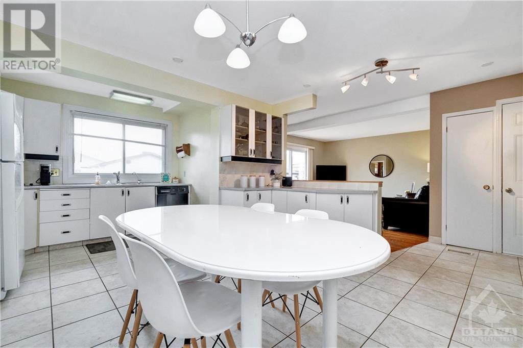 1903 Featherston Drive, Ottawa, ON, K1H 6P6 1340125 Di Salvo Real