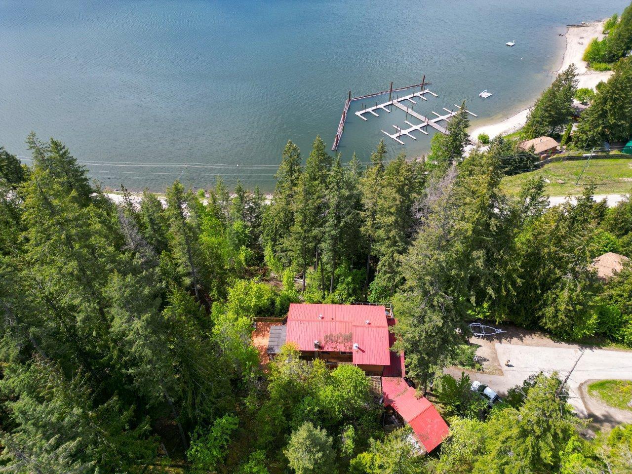 100 Mann Road, Sicamous, BC, V0E 2V1 10273674 Kellie Pittman