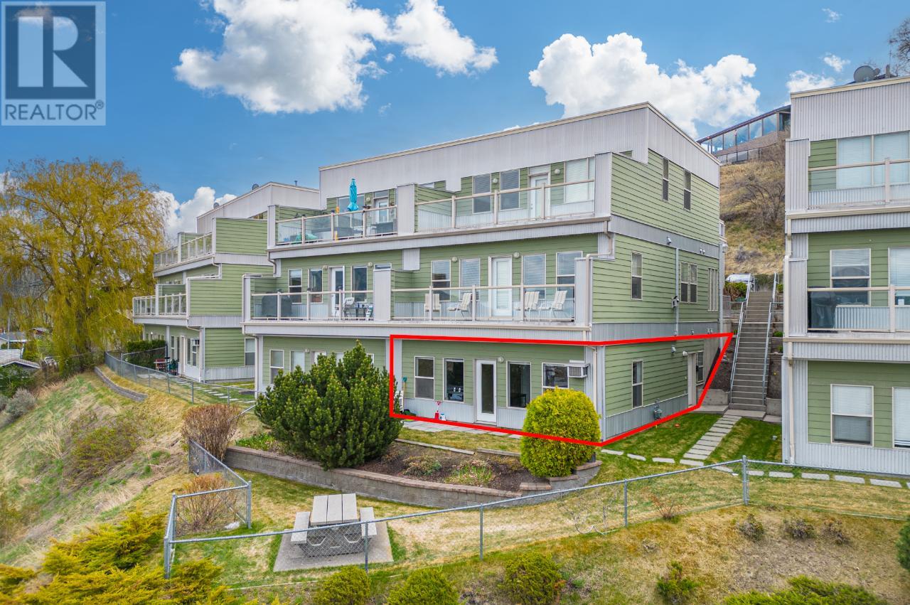 13, 445 Dalgleish Drive, Kamloops, BC, V2C 6C7 172991 Amanda