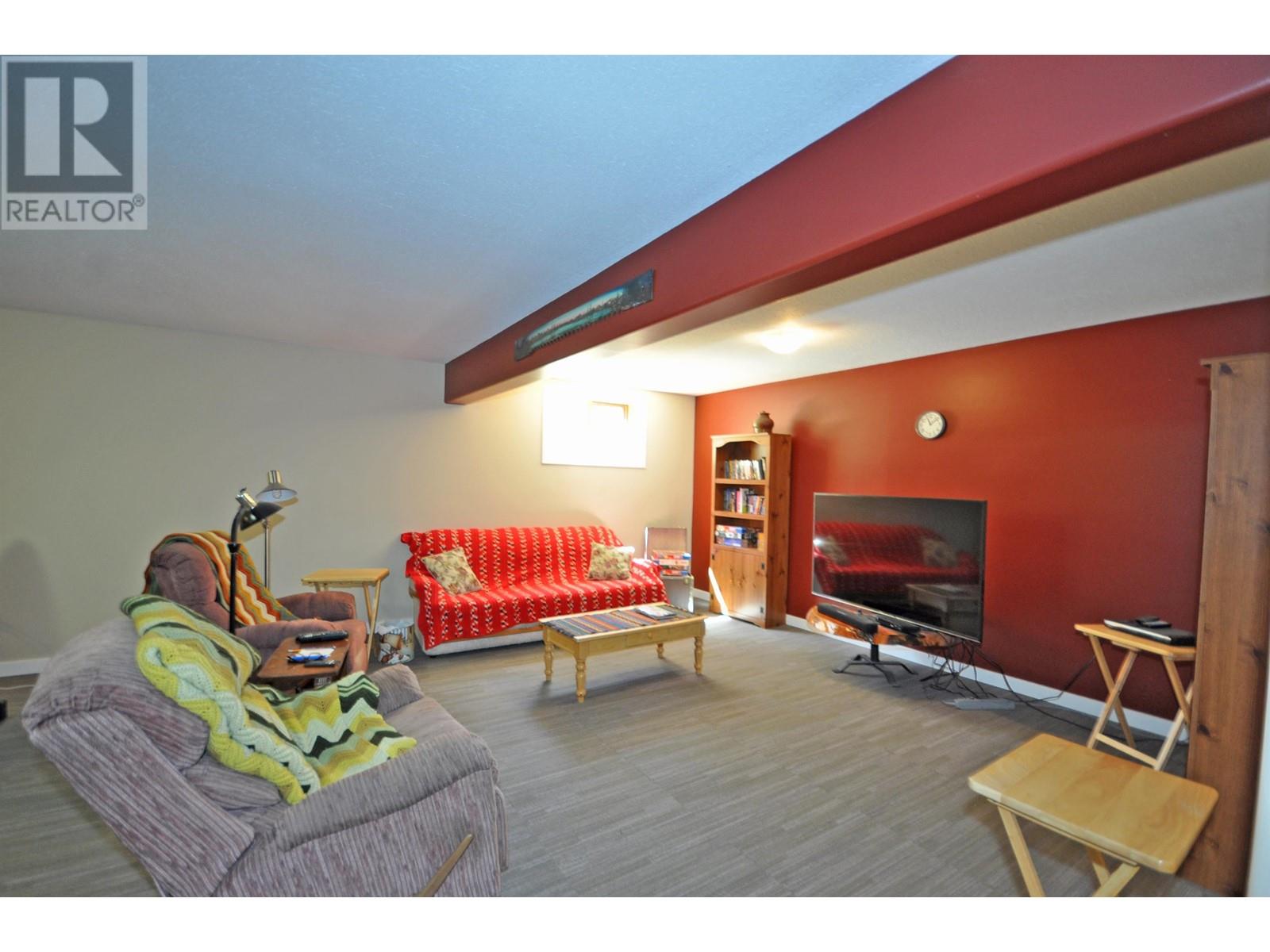 1527 Hodgson Road, Williams Lake, BC, V2G 4X8 R2787422 Pauline