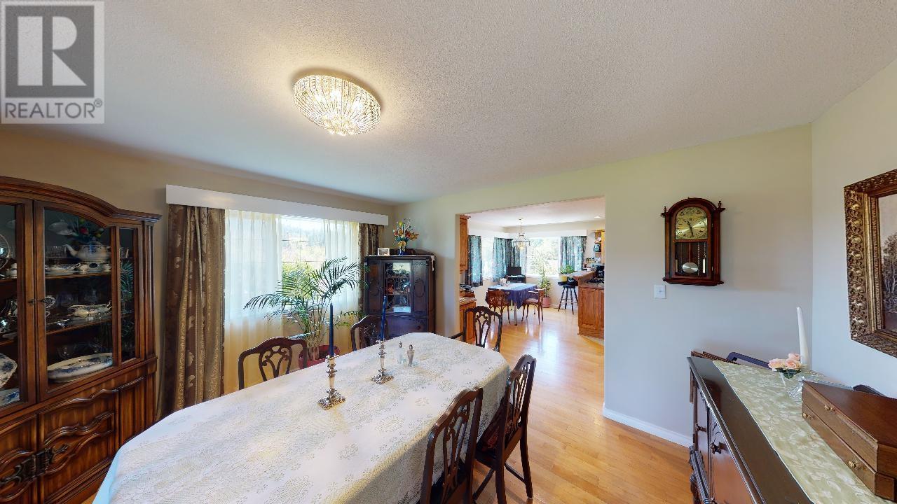 6461 Erickson Road, 100 Mile House, BC, V0K 1X3 R2808422 Gisela Janzen