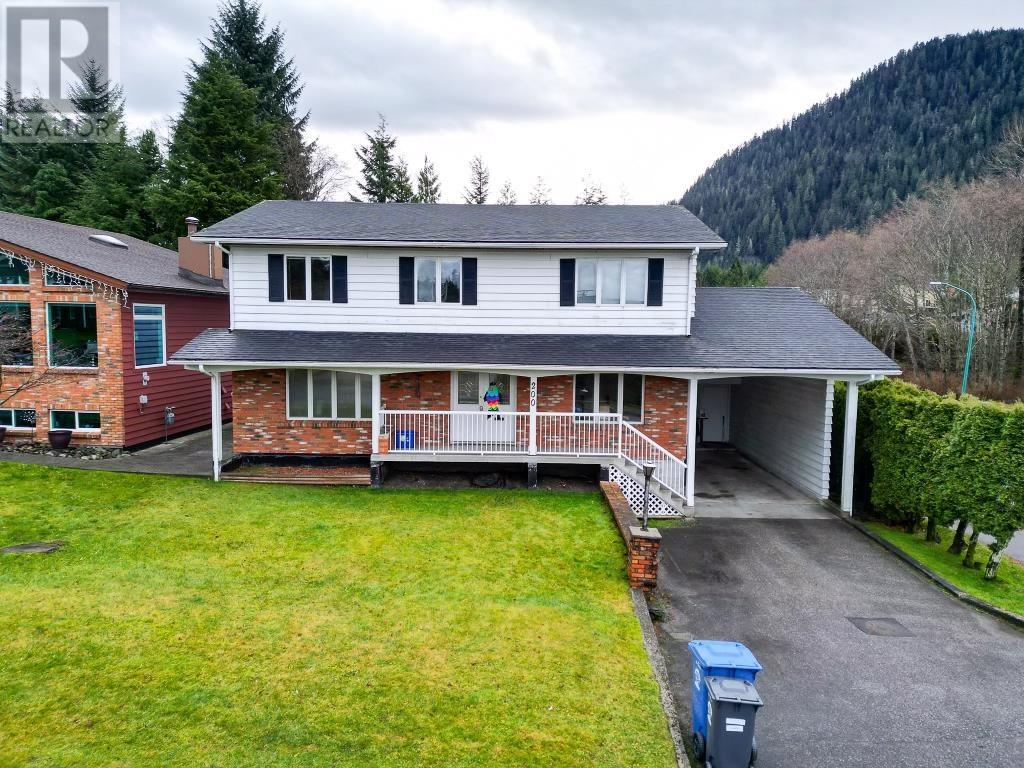 200 Alberta Place, Prince Rupert, BC, V8J 3X8 R2835543 Thai Pham