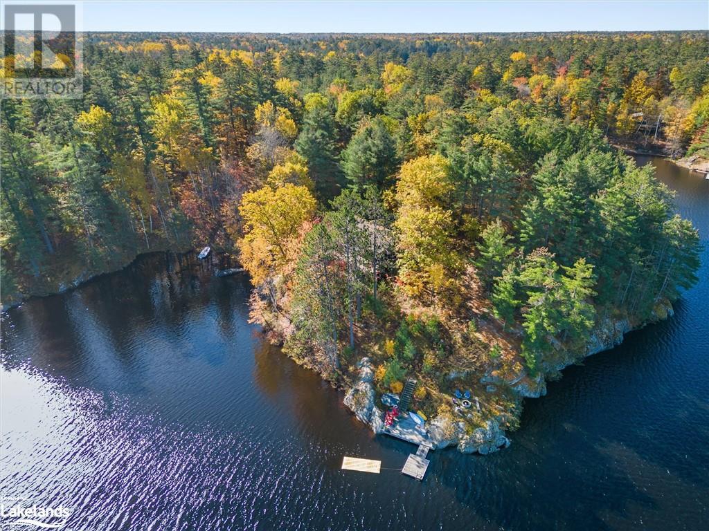 1020 Pine Ridge Road, Gravenhurst, ON, P1P 1R3 40571500 Laura and