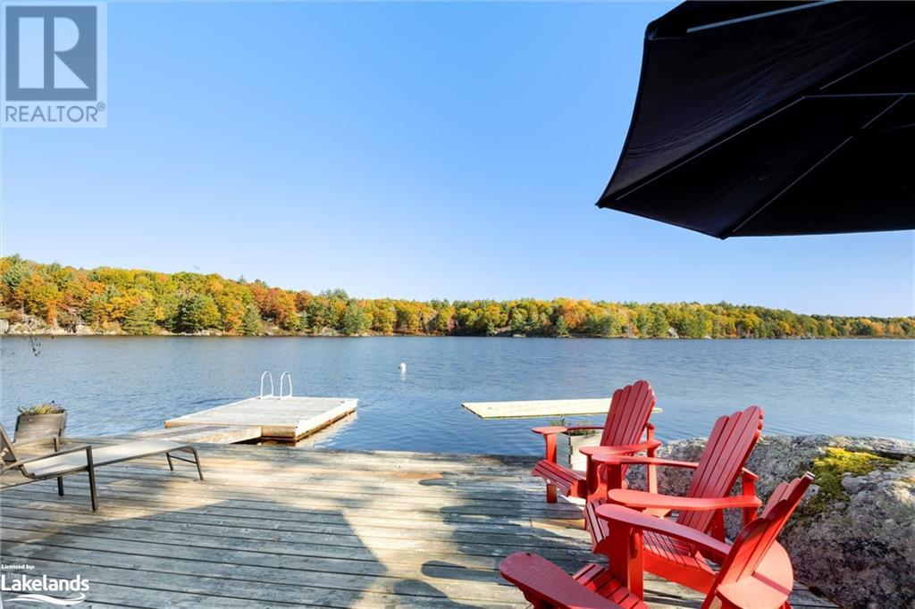 1020 Pine Ridge Road, Gravenhurst, ON, P1P 1R3 40571500 Laura and Derek in Muskoka Real