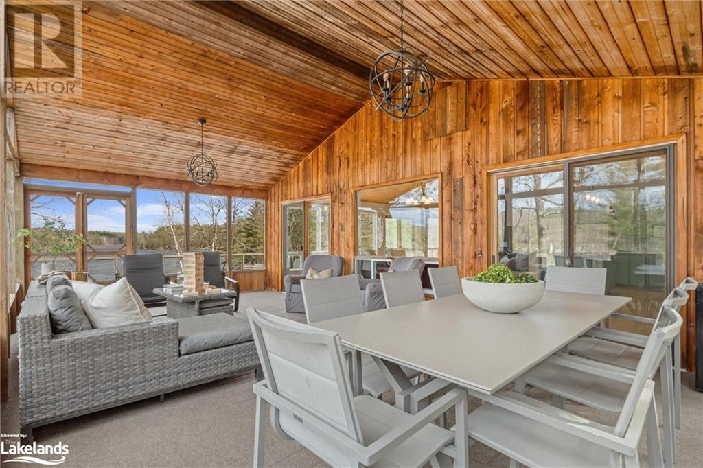 1020 Pine Ridge Road, Gravenhurst, ON, P1P 1R3 40571500 Laura and