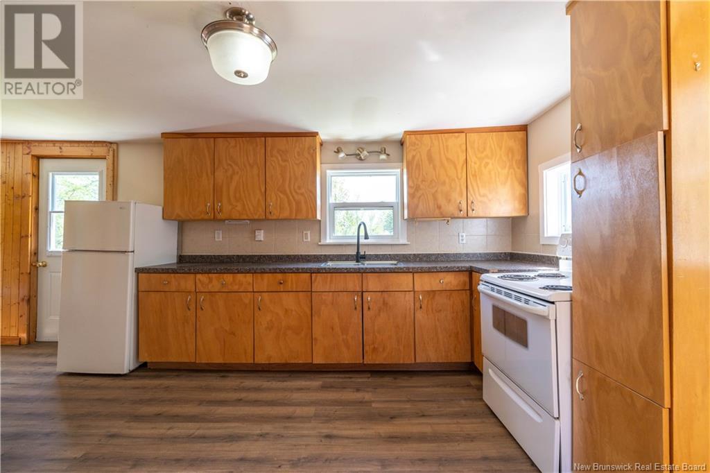 41 Manitoba Road, Searsville, NB, E5P 3Y9 NB099025 Roberts Realty