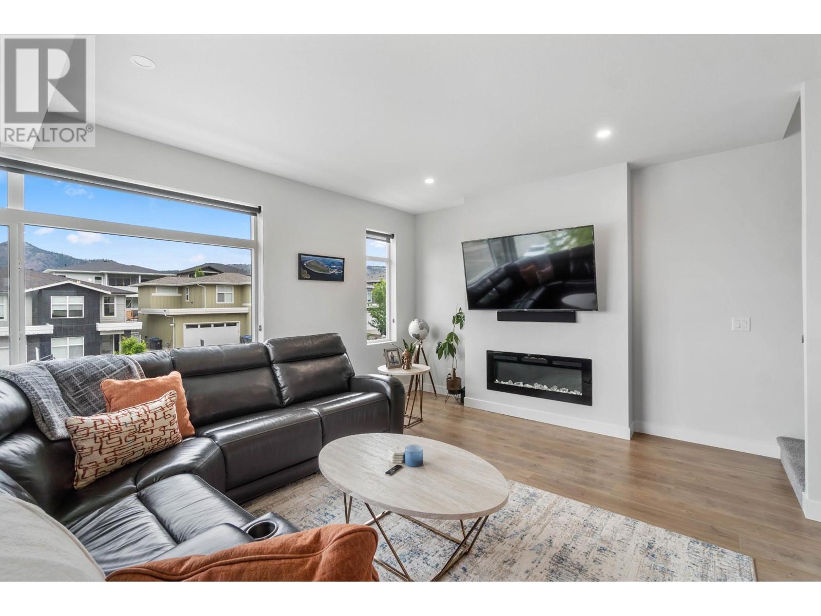 123, 1901 Qu’appelle Blvd, Kamloops, BC, V2E 0C9 179119 Jennifer Munro