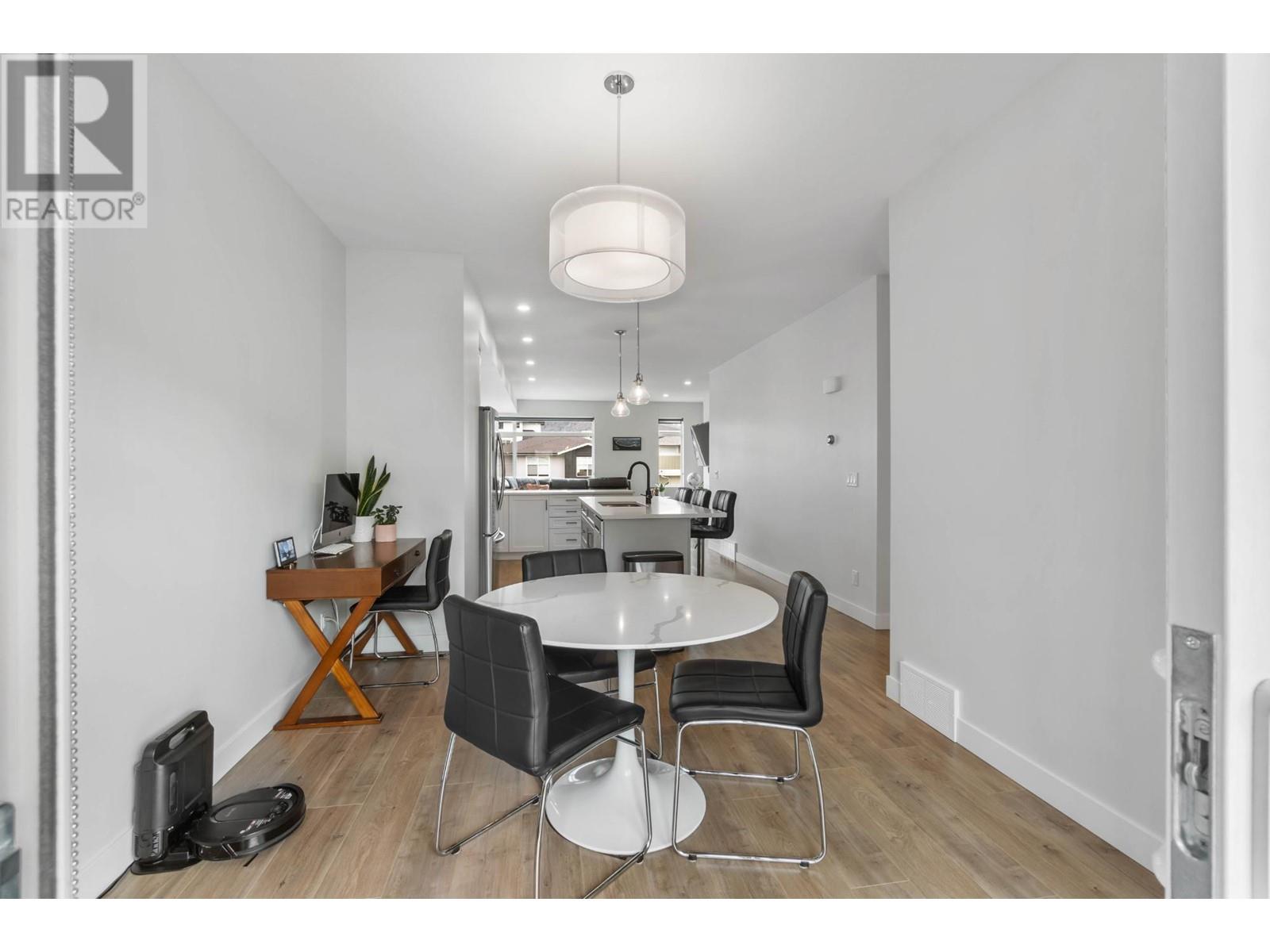 123, 1901 Qu’appelle Blvd, Kamloops, BC, V2E 0C9 179119 Jennifer Munro