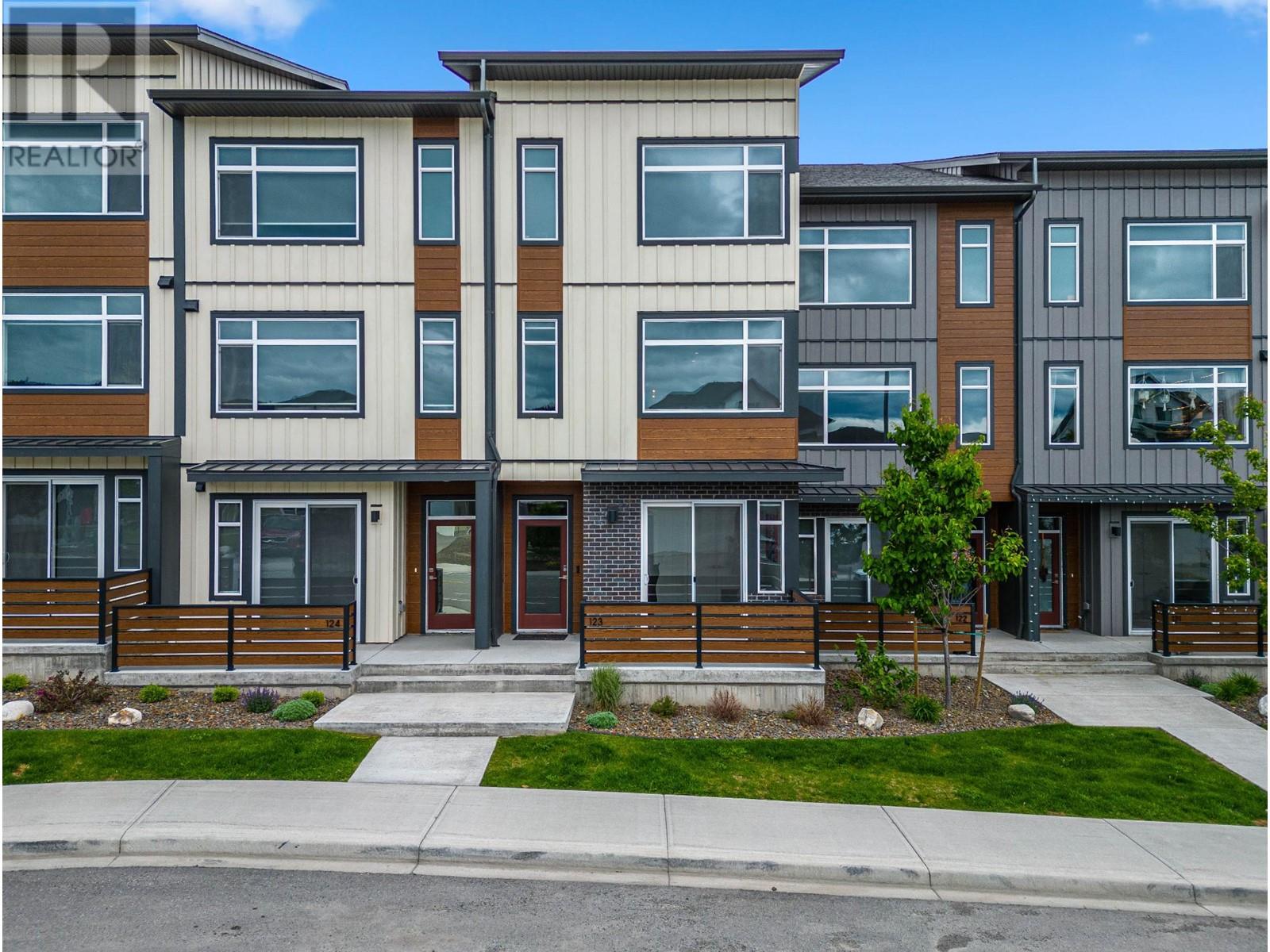 123, 1901 Qu’appelle Blvd, Kamloops, BC, V2E 0C9 179119 Jennifer Munro